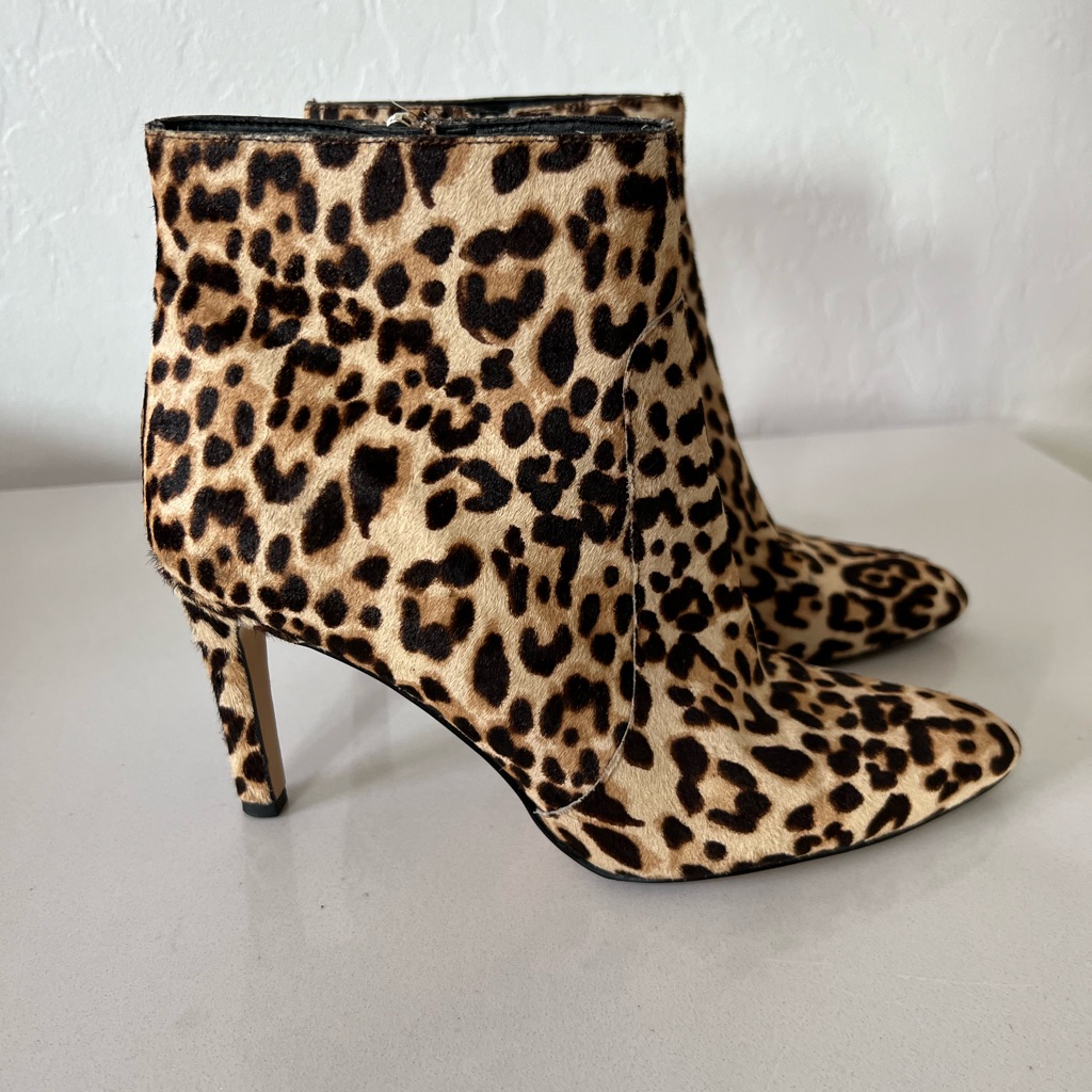 Sam Edelman Leopard Print Booties Size 8